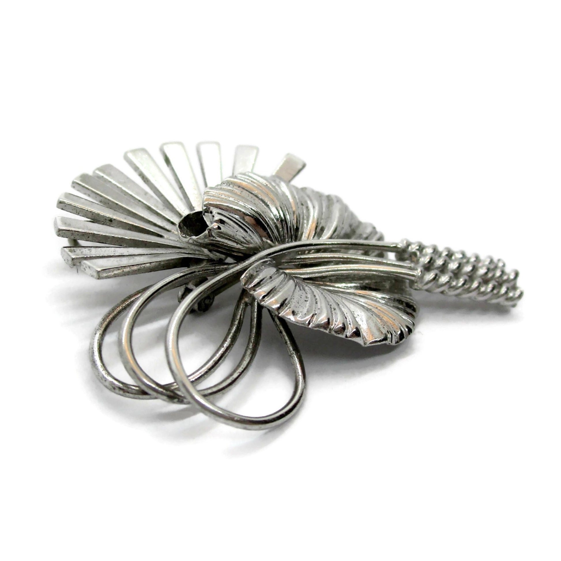 Vintage Carl Art USA sterling silver brooch viewed from the bottom