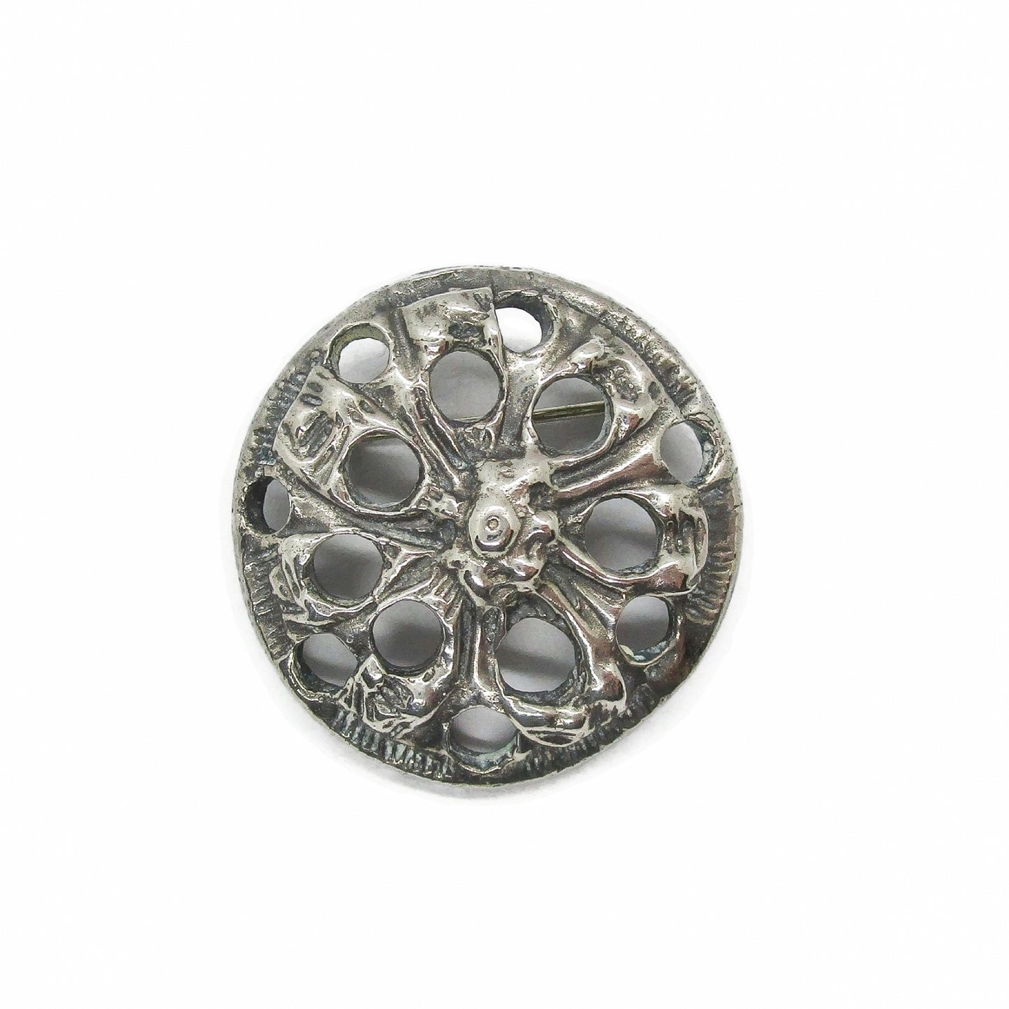Gisbert Dunker Norway 830 silver brooch front view