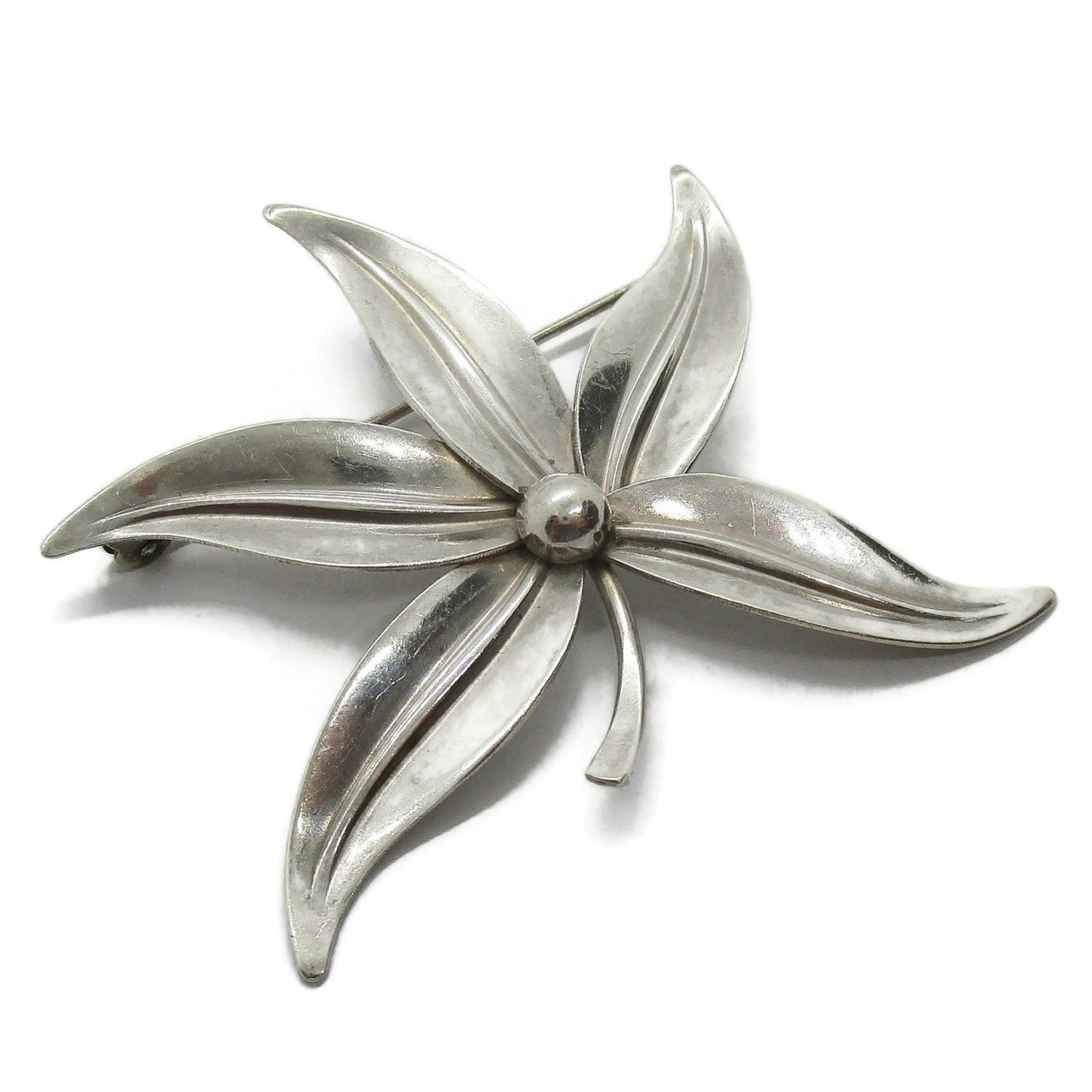 Niels Erik From large sterling silver five leaf brooch on an angle
