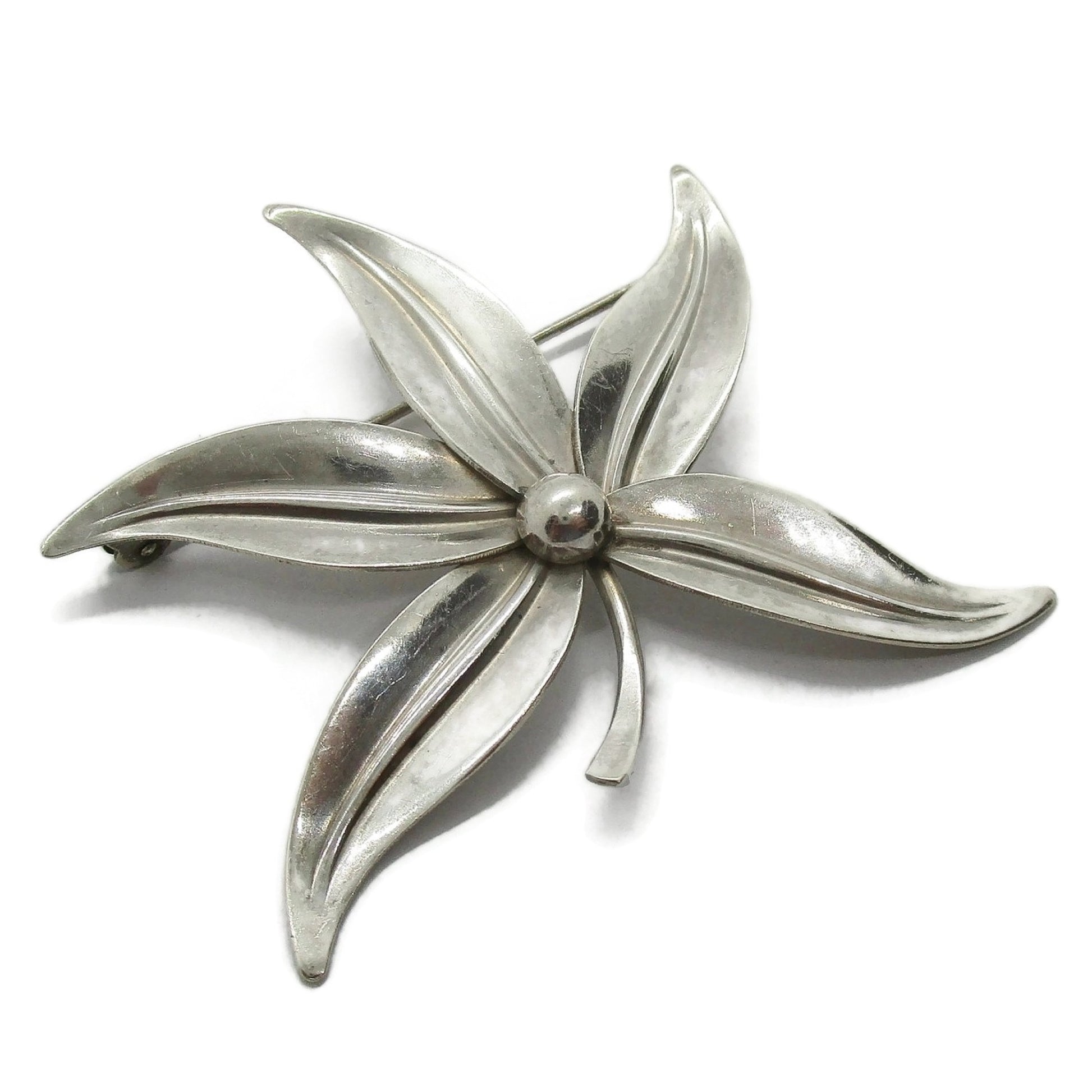 Niels Erik From large sterling silver five leaf brooch on an angle