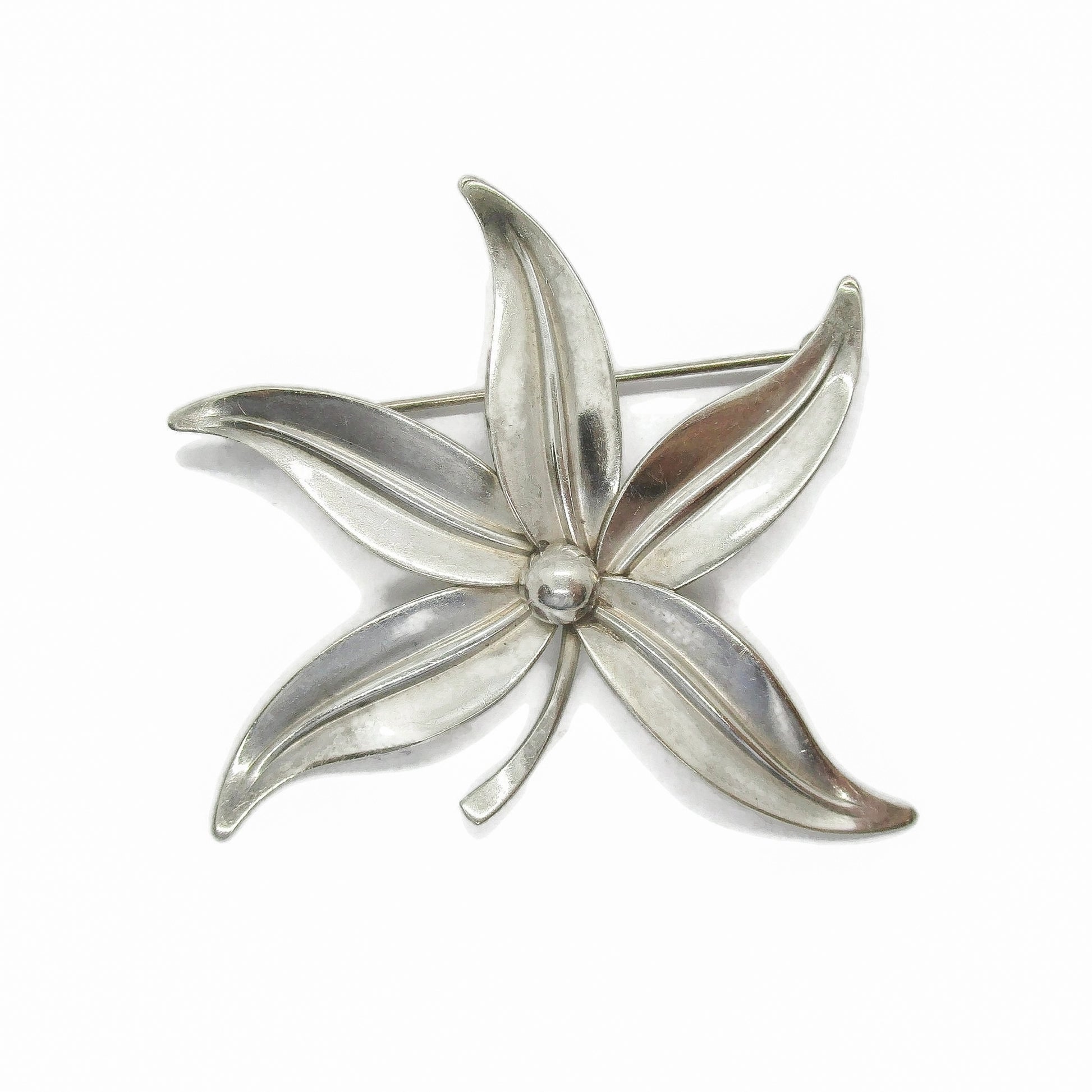 Niels Erik From sterling silver five leaf brooch front view